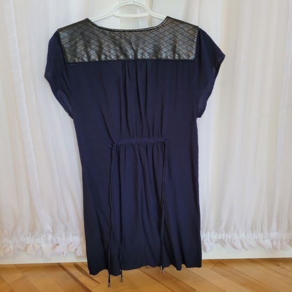 👚 Blue long shirt with leather shoulders 👥♻️ - Picture 3 of 4